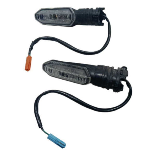 Piscas Traseiro Par Honda Cbr 650r 20/22 Original Preto