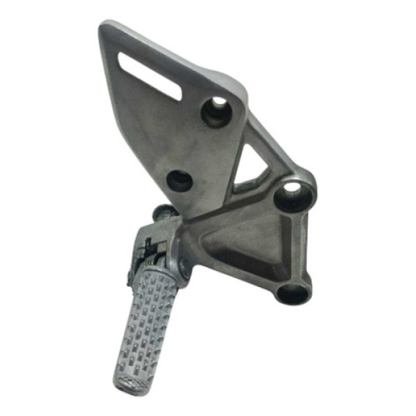 Suporte Pedaleira Dian Direito Honda Cbr 650r 20/22 Original Prateado